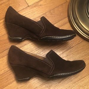 Sofft suede loafer/ clog. 8.5 brown, 2.5” heel